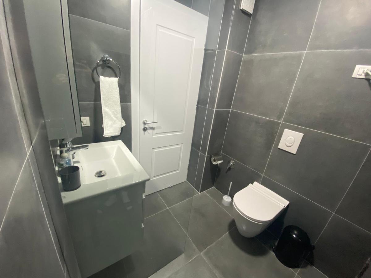 Franci'S Apartment No2 Тирана Экстерьер фото