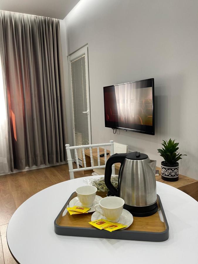 Franci'S Apartment No2 Тирана Экстерьер фото